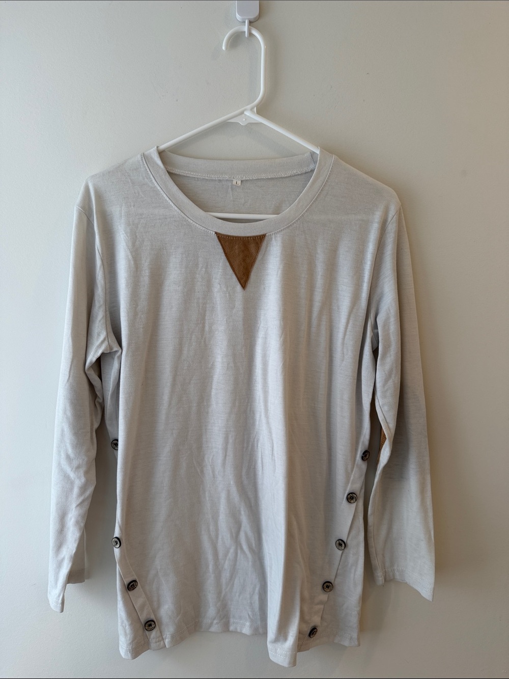 Women's Cream Long-Sleeve Button-Side Top with Triangle Accent